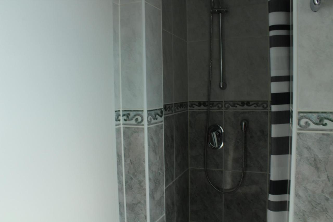 Residenz Rosengrund Mit Schwimmbad Und Sauna 부숨 외부 사진