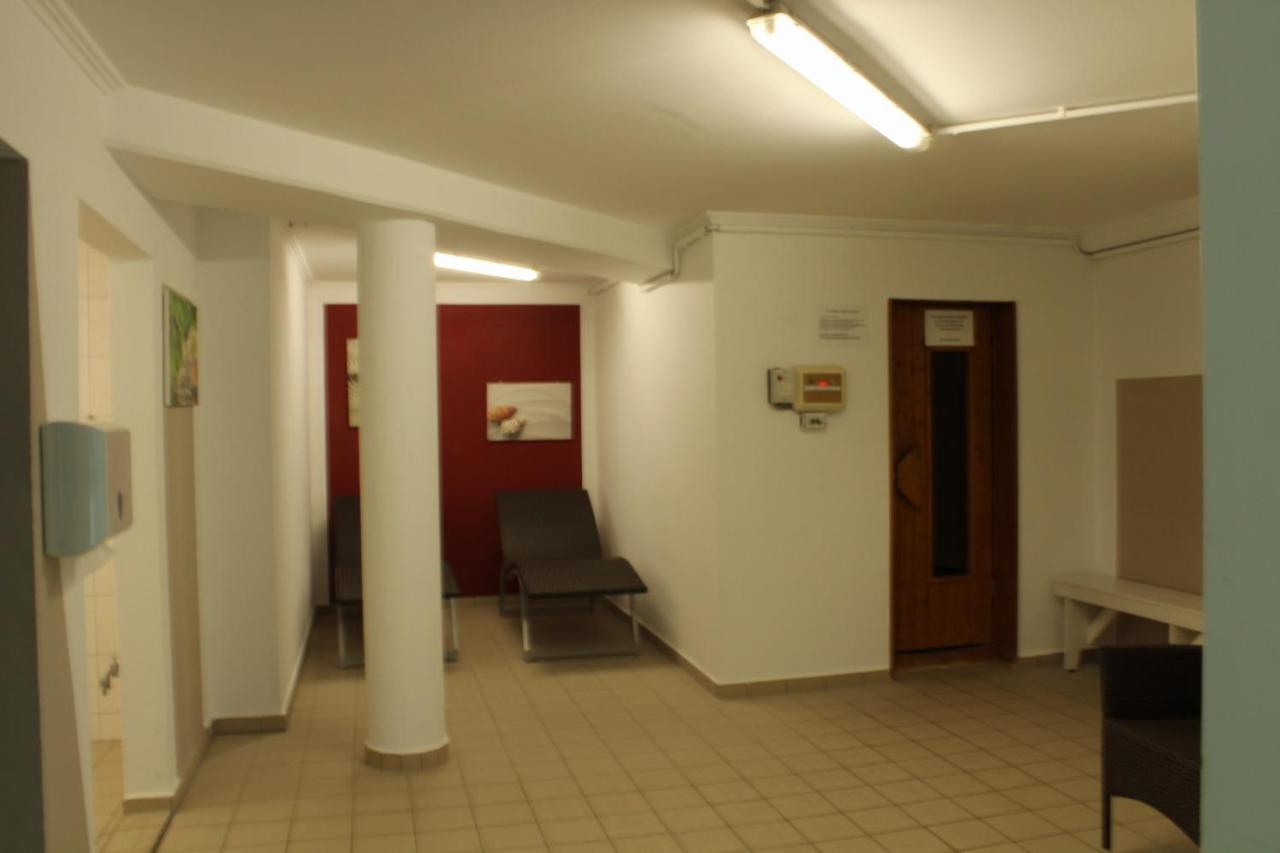 Residenz Rosengrund Mit Schwimmbad Und Sauna 부숨 외부 사진